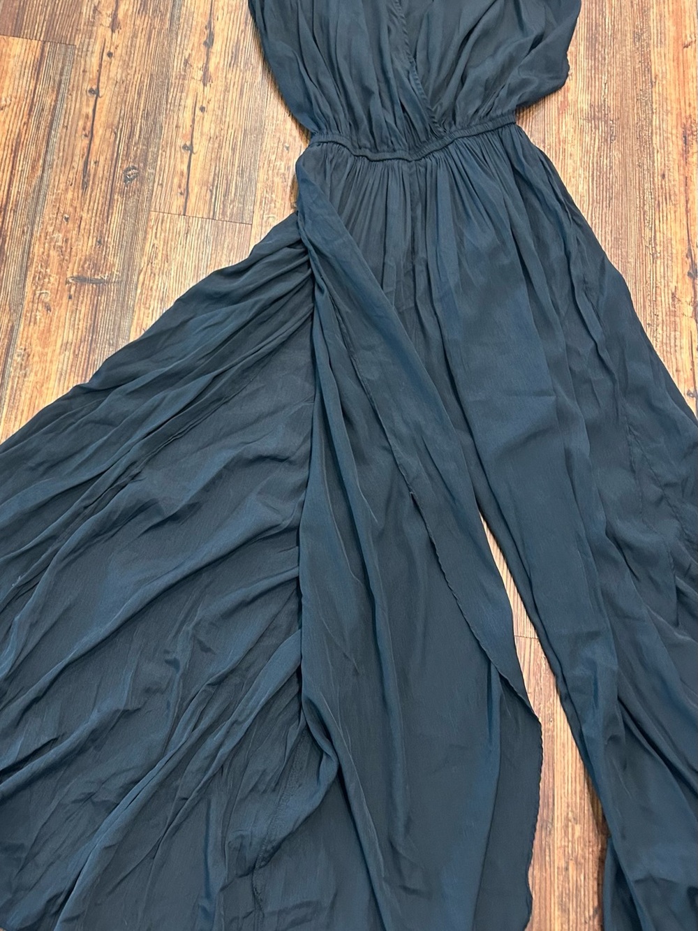 KLd Signature Black Palazzo Jumpsuit Wide Leg High Slit Romper Size Small - Picture 12 of 14